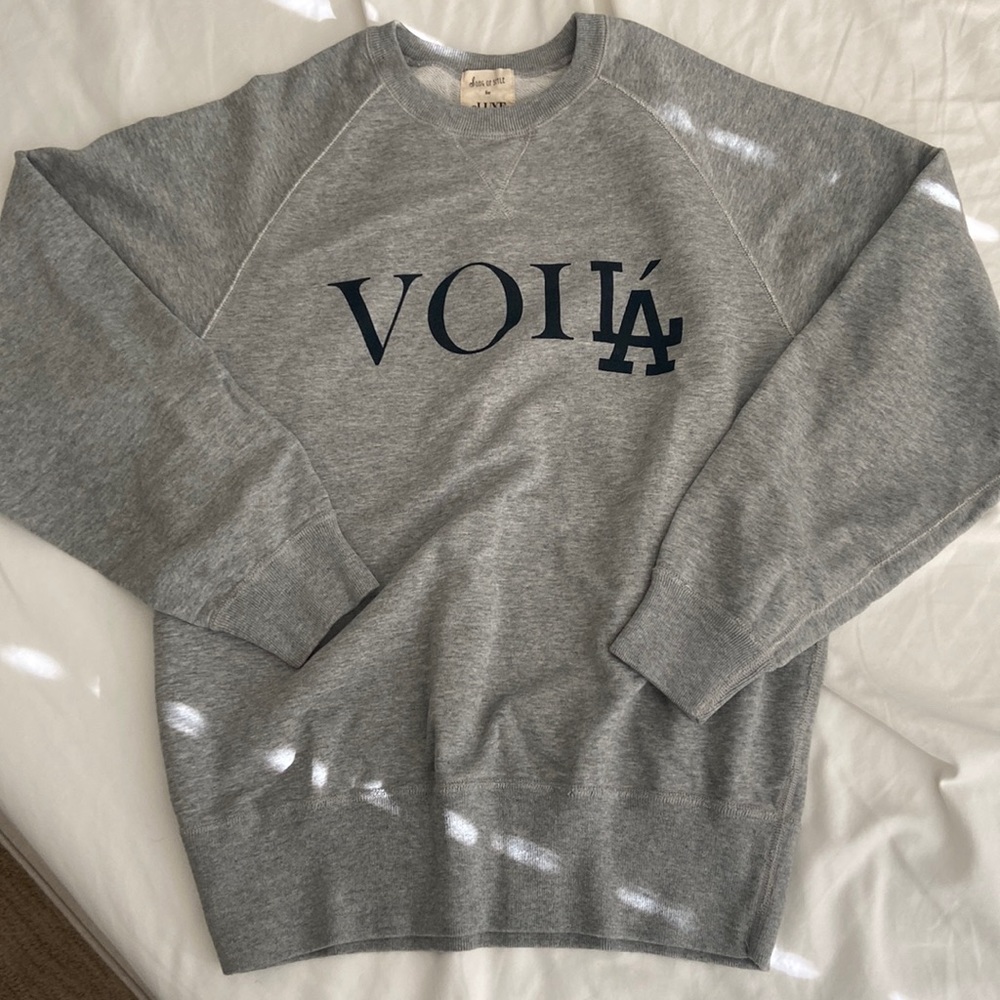 Song of Style for eLuxe • Crew Sweatshirt • EUC